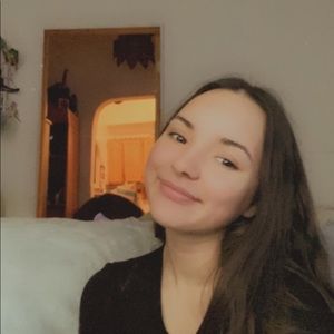 Meet your Posher, Britney